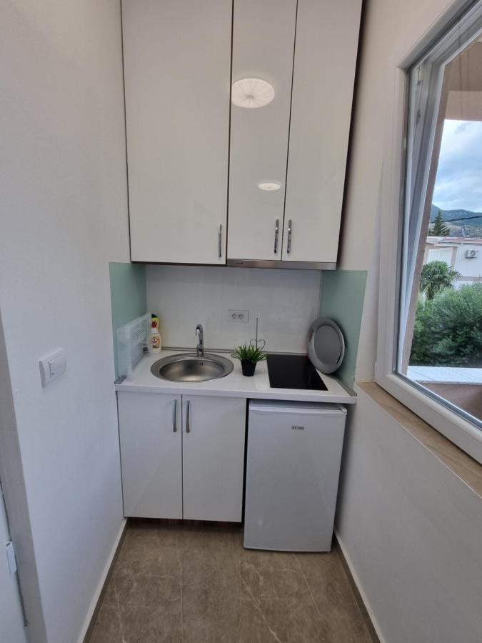 Ebra Lux Apartmani Добра-Вода Экстерьер фото