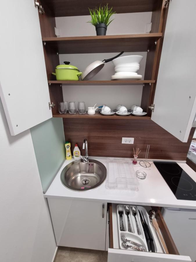 Ebra Lux Apartmani Добра-Вода Экстерьер фото