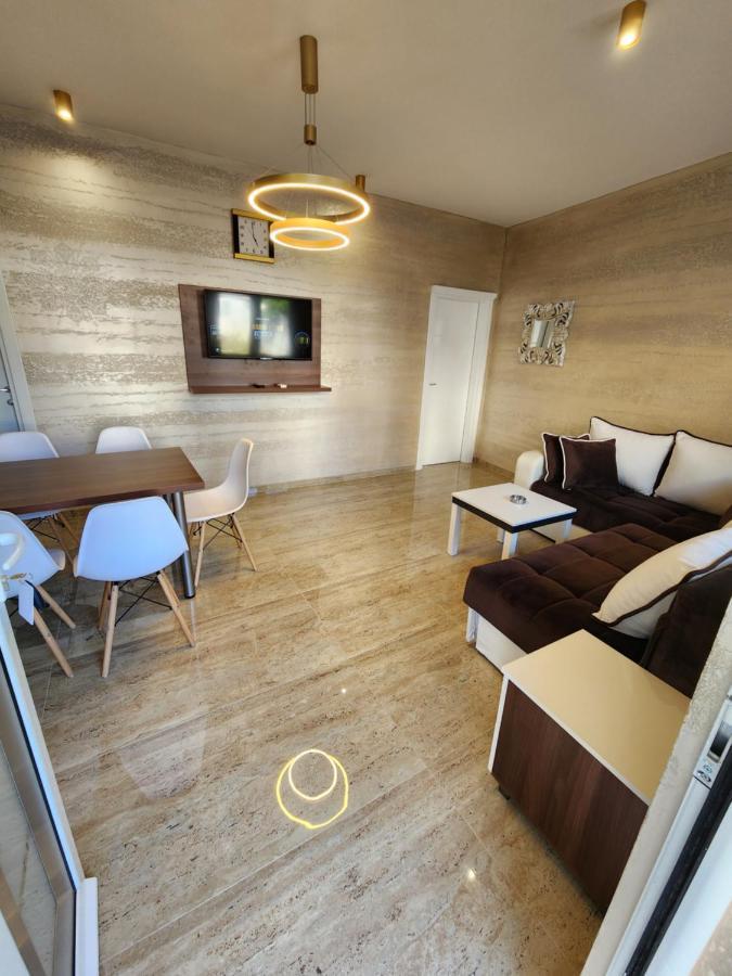 Ebra Lux Apartmani Добра-Вода Экстерьер фото